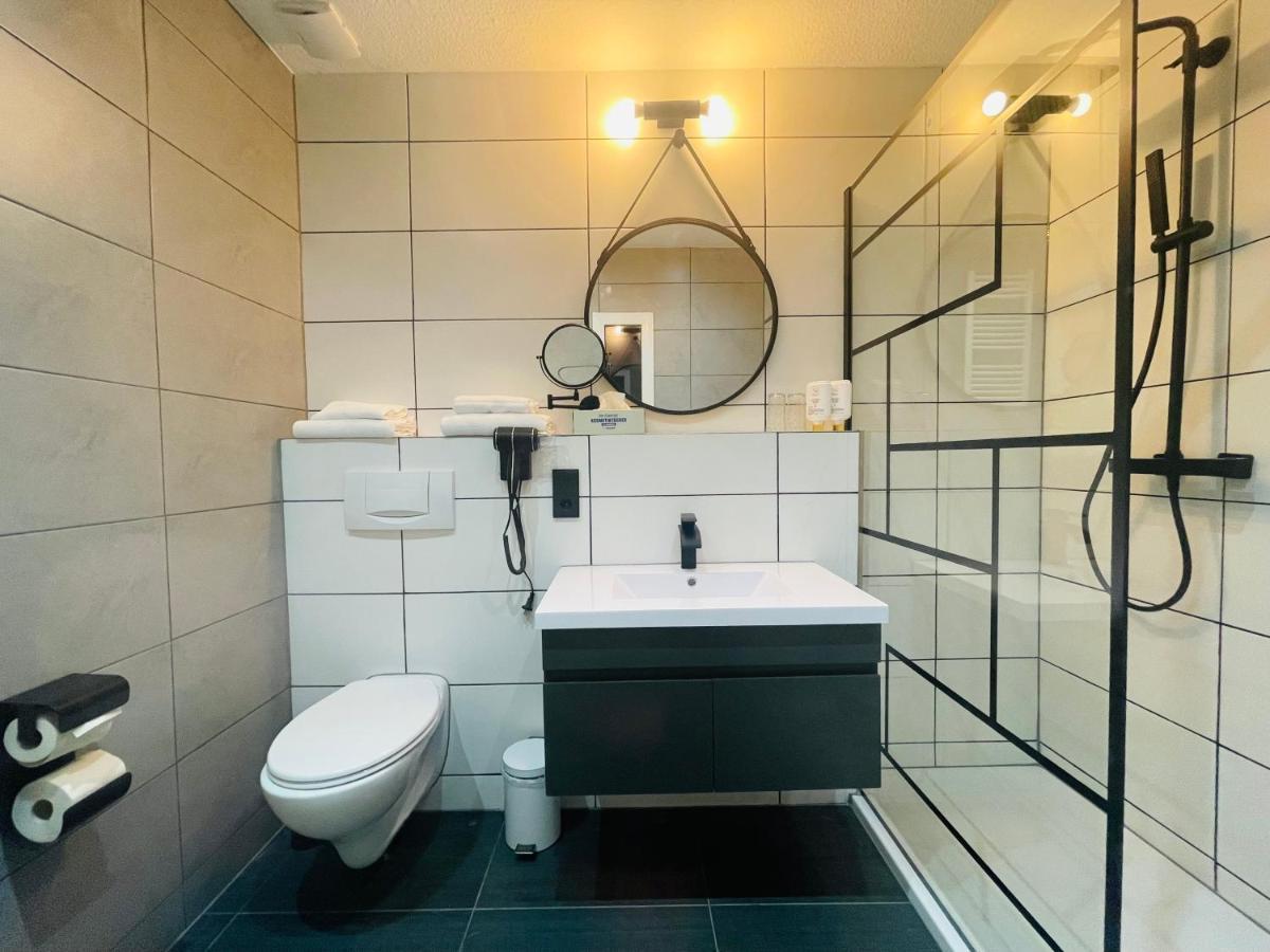 Berghotel Kristall Idar-Oberstein Bagian luar foto