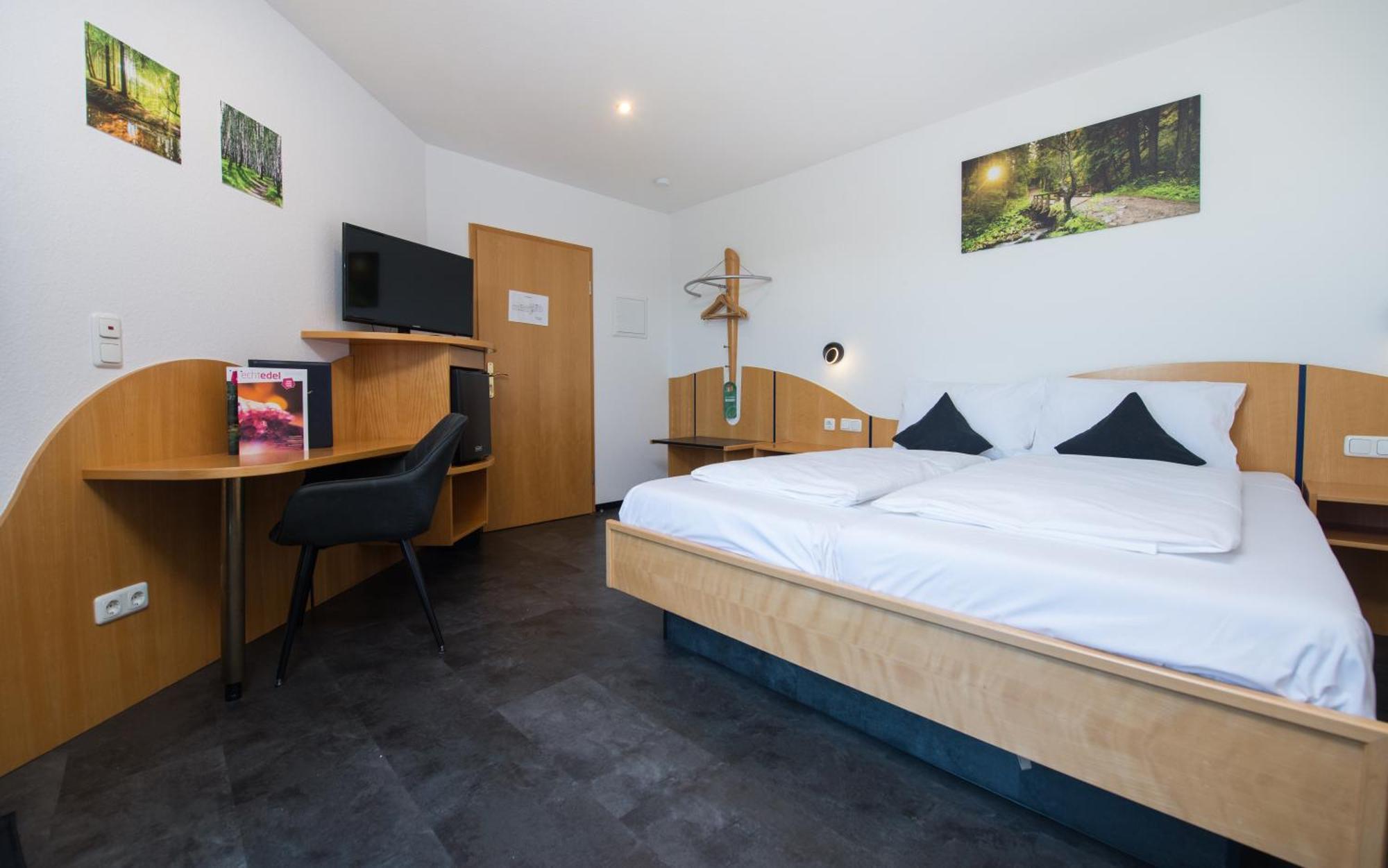 Berghotel Kristall Idar-Oberstein Bagian luar foto