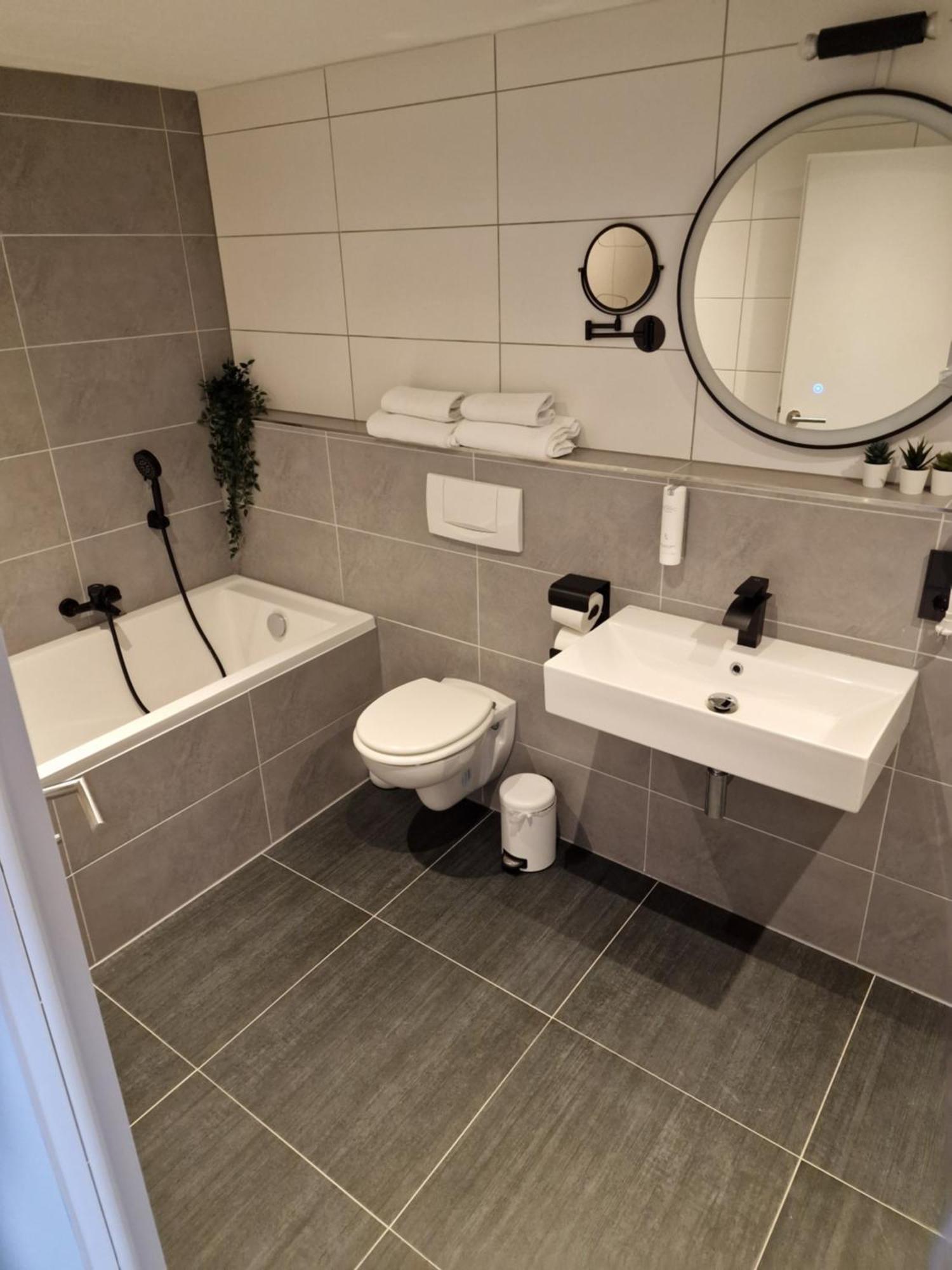 Berghotel Kristall Idar-Oberstein Bagian luar foto